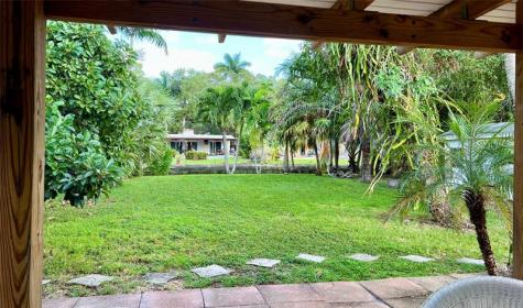 808 SW 8th Terrace Fort Lauderdale FL 33315