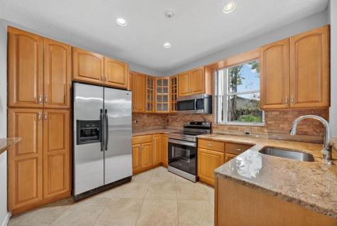 8743 NW 6th Court Coral Springs FL 33071