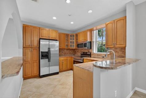 8743 NW 6th Court Coral Springs FL 33071