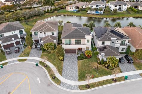 10895 Passage Way Parkland FL 33076