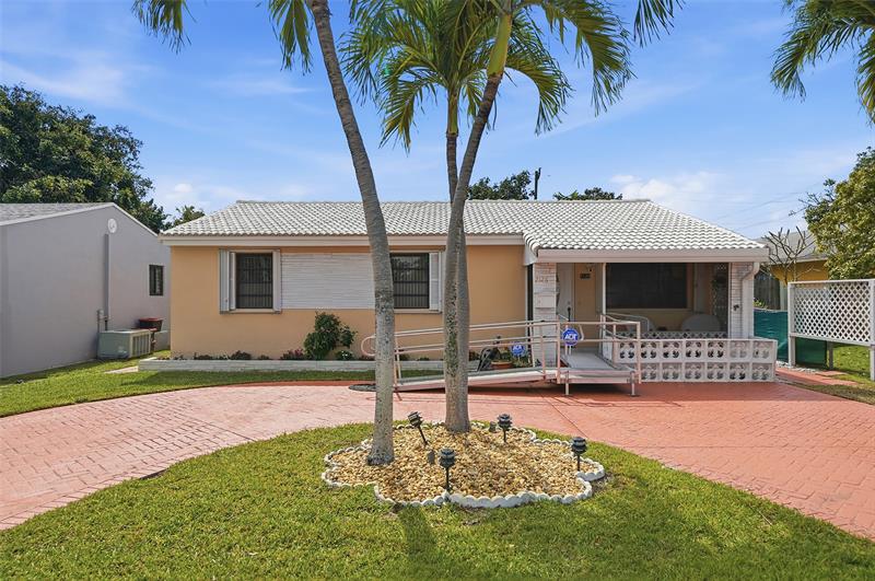 2126 Taft Street Hollywood FL 33020