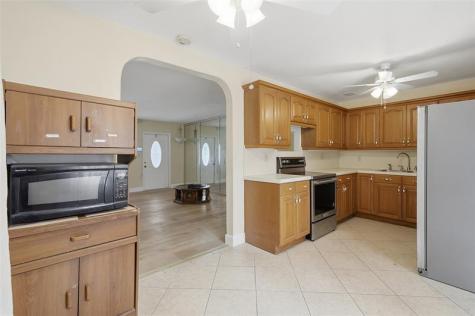 2126 Taft Street Hollywood FL 33020