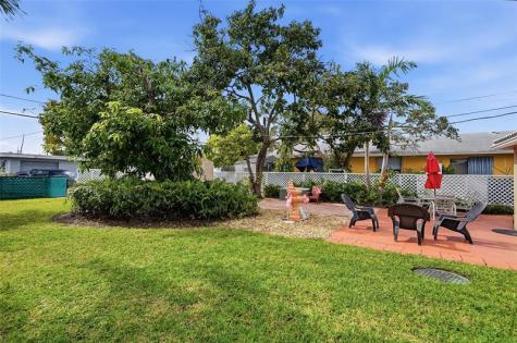 2126 Taft Street Hollywood FL 33020