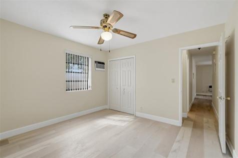 2126 Taft Street Hollywood FL 33020