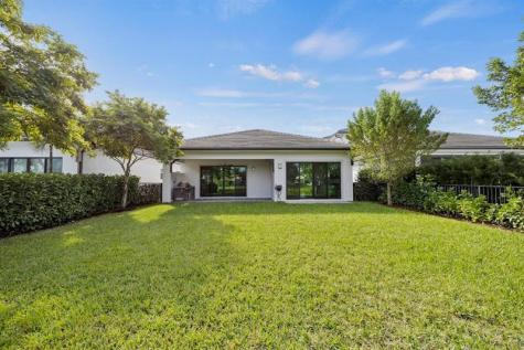 3069 Bellflower Circle West Palm Beach FL 33401