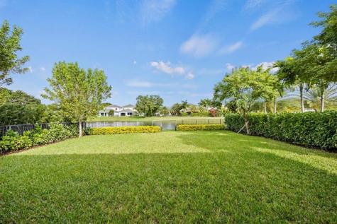 3069 Bellflower Circle West Palm Beach FL 33401