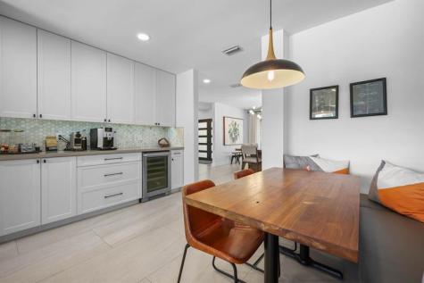 3161 N 36th Street Hollywood FL 33021