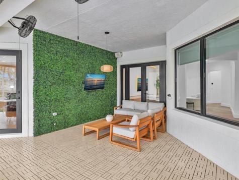 4092 NW 88 Terrace Cooper City FL 33024