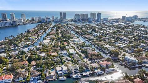 2400 Barcelona Drive Fort Lauderdale FL 33301