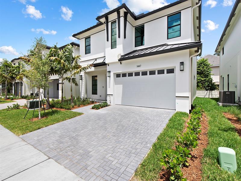 1434 SW 23rd Street Fort Lauderdale FL 33315