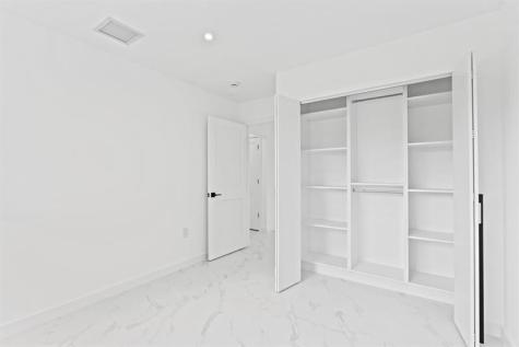 20500 Highland Lakes Boulevard Miami FL 33179