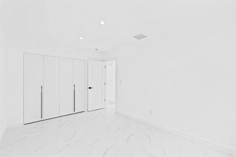 20500 Highland Lakes Boulevard Miami FL 33179