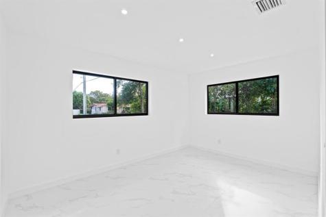 20500 Highland Lakes Boulevard Miami FL 33179