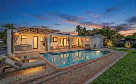 20500 Highland Lakes Boulevard Miami FL 33179