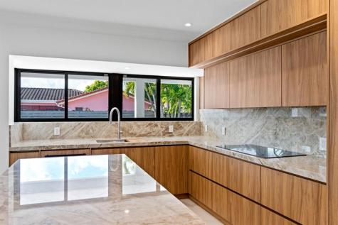20500 Highland Lakes Boulevard Miami FL 33179