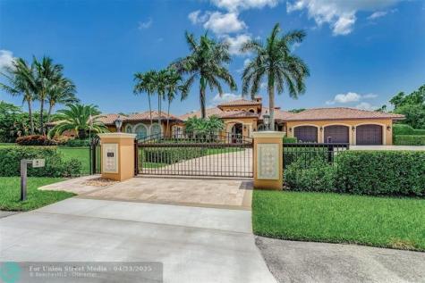 7170 155TH Place Palm Beach Gardens FL 33418