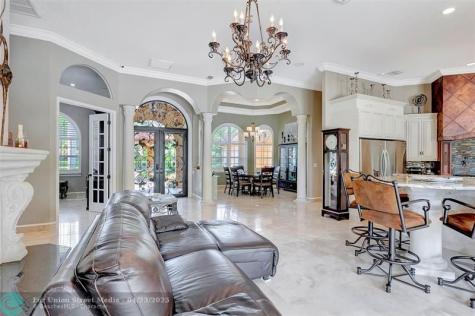 7170 155TH Place Palm Beach Gardens FL 33418