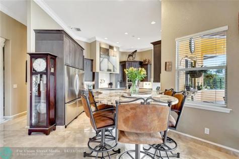 7170 155TH Place Palm Beach Gardens FL 33418