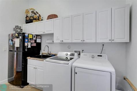 7170 155TH Place Palm Beach Gardens FL 33418