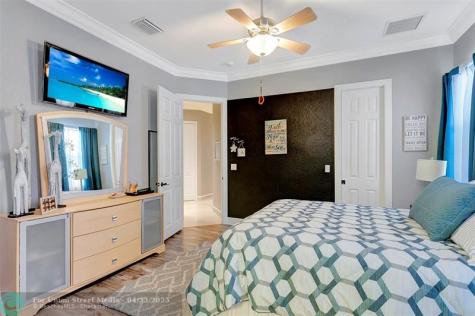 7170 155TH Place Palm Beach Gardens FL 33418