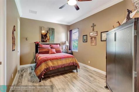 7170 155TH Place Palm Beach Gardens FL 33418