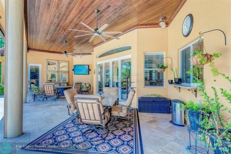 7170 155TH Place Palm Beach Gardens FL 33418
