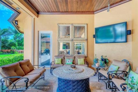 7170 155TH Place Palm Beach Gardens FL 33418