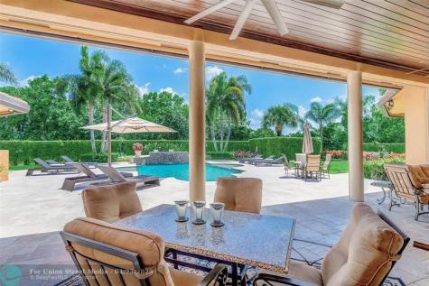 7170 155TH Place Palm Beach Gardens FL 33418