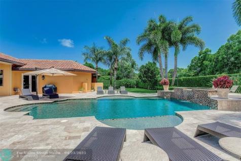 7170 155TH Place Palm Beach Gardens FL 33418