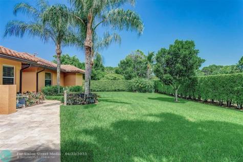 7170 155TH Place Palm Beach Gardens FL 33418