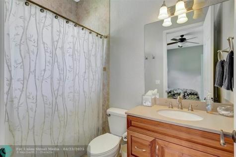 7170 155TH Place Palm Beach Gardens FL 33418