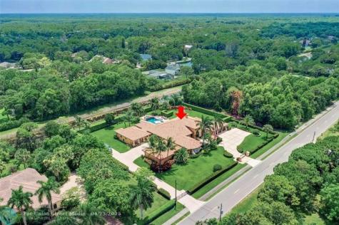7170 155TH Place Palm Beach Gardens FL 33418