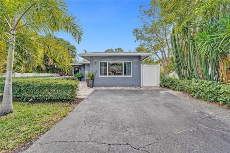 1280 NE 40th Street Oakland Park FL 33334