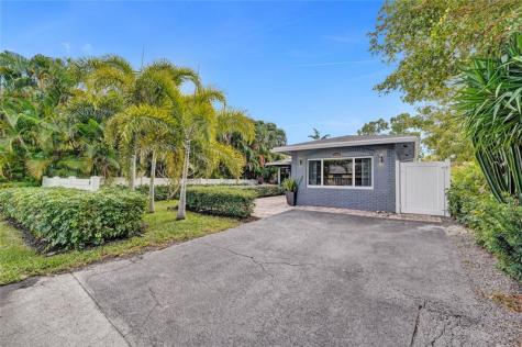 1280 NE 40th Street Oakland Park FL 33334