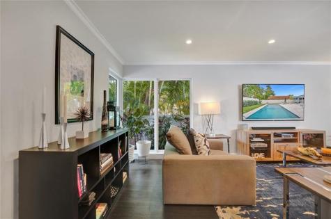 1280 NE 40th Street Oakland Park FL 33334