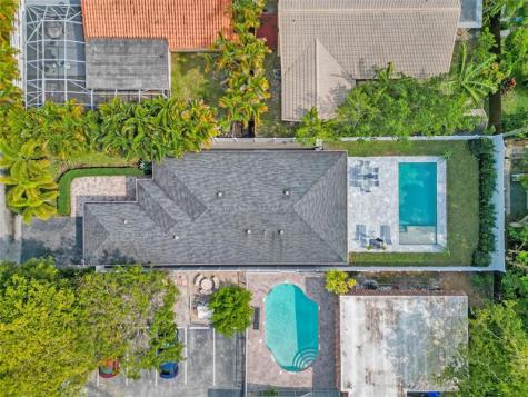 1280 NE 40th Street Oakland Park FL 33334
