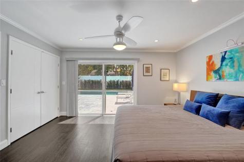 1280 NE 40th Street Oakland Park FL 33334