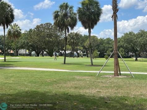 867 Cortez Avenue The Villages FL 32159