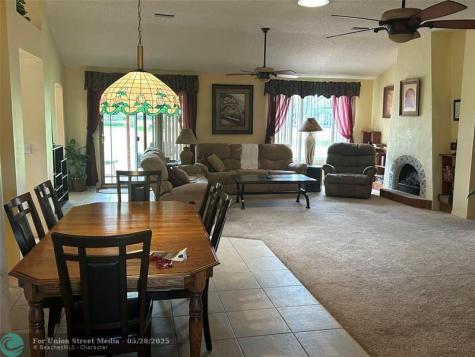 867 Cortez Avenue The Villages FL 32159