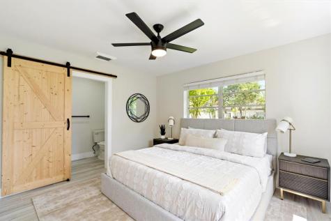 1532 NE 28 Drive Wilton Manors FL 33334