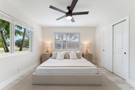 1532 NE 28 Drive Wilton Manors FL 33334