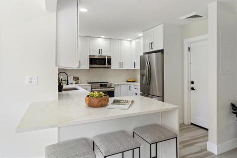 1532 NE 28 Drive Wilton Manors FL 33334
