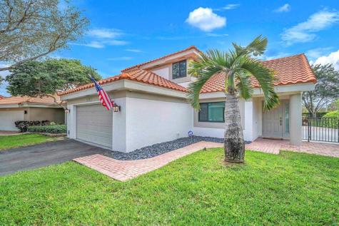 1830 NW 97th Avenue Plantation FL 33322