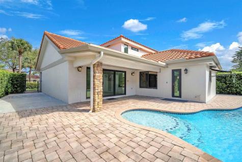 1830 NW 97th Avenue Plantation FL 33322