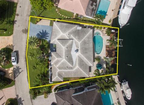 2365 NE 28th Street Lighthouse Point FL 33064