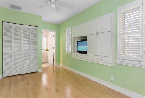 2365 NE 28th Street Lighthouse Point FL 33064