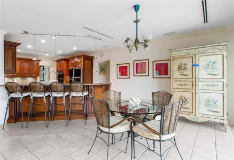 2365 NE 28th Street Lighthouse Point FL 33064