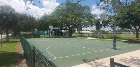 2365 NE 28th Street Lighthouse Point FL 33064