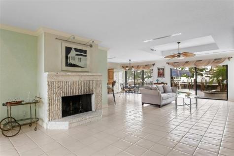 2365 NE 28th Street Lighthouse Point FL 33064