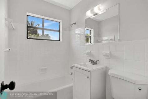 3060 NE 12th Avenue Pompano Beach FL 33064